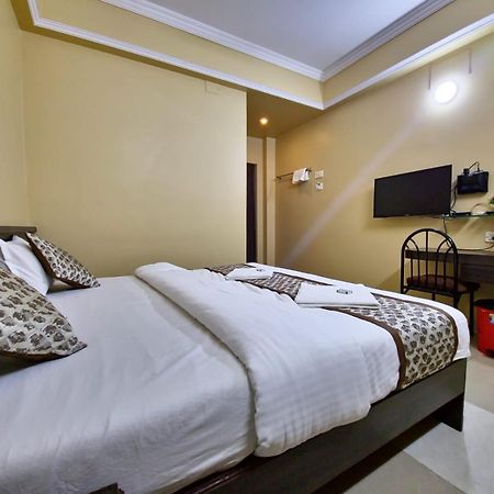 Bhimas Inn -Puratchi Thalaivar Dr M G Ramachandran Central Railway Station Chennai Exterior photo